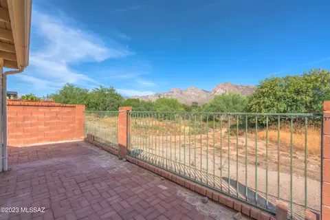 825 W Annandale Way, Oro Valley, AZ 85737