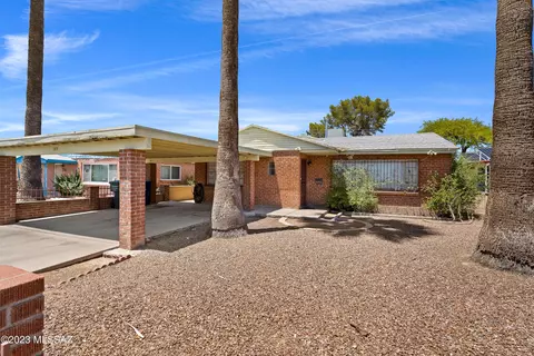 2425 E 19th St, Tucson, AZ 85719