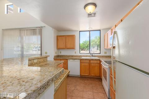 170 E Crown Ct, Vail, AZ 85641 photo 9