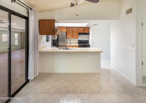 6872 N De Chelly Loop, Tucson, AZ 85741 photo 7