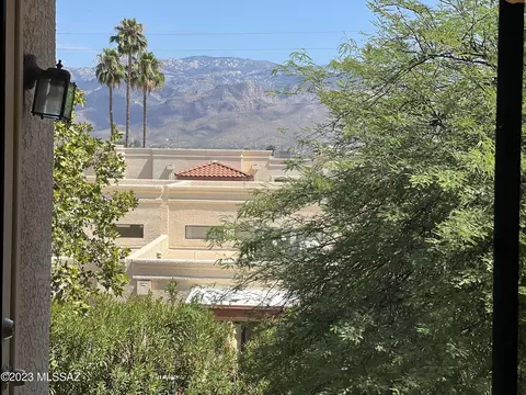 10155 E Chevelon St, Tucson, AZ 85748