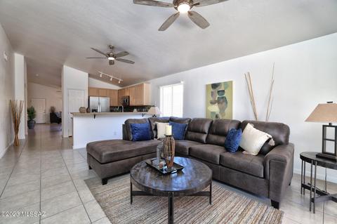 9478 E Pale Blue Topaz Ln, Tucson, AZ 85747 photo 11