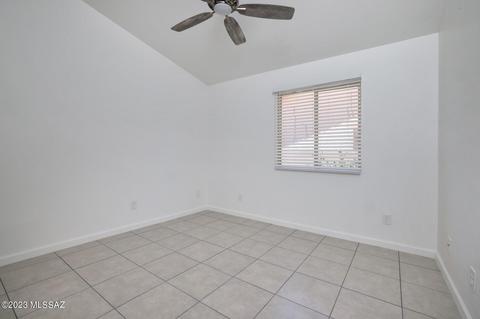 9478 E Pale Blue Topaz Ln, Tucson, AZ 85747 photo 26