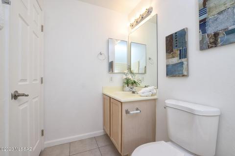 9478 E Pale Blue Topaz Ln, Tucson, AZ 85747 photo 19