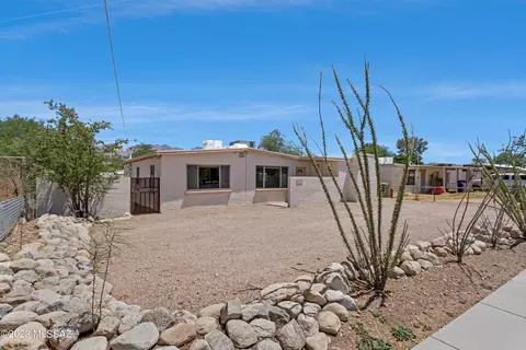3949 E Glenn St, Tucson, AZ 85712