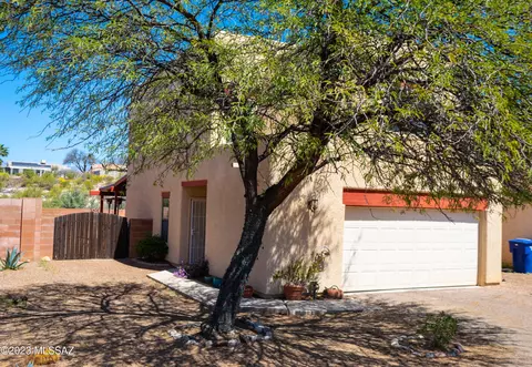 10055 Escalante Rd, Tucson, AZ 85730