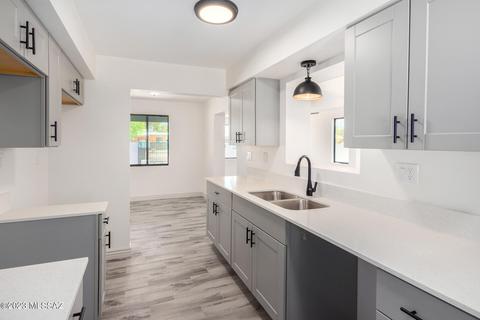 6241 E 28th St, Tucson, AZ 85711 photo 16