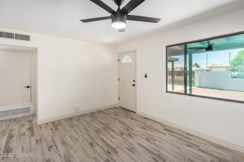 6241 E 28th St, Tucson, AZ 85711 photo 8