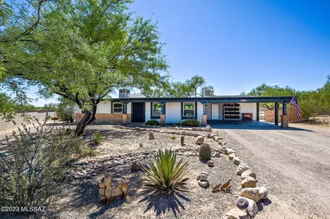 3725 N Tres Lomas Pl, Tucson, AZ 85749