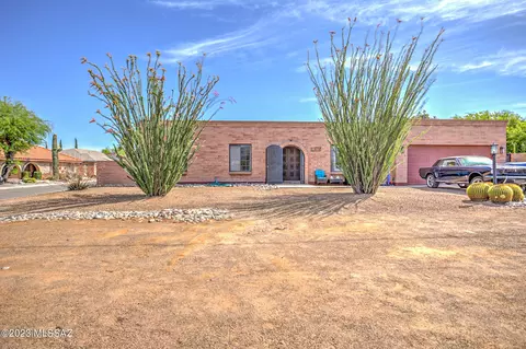 8250 E Seneca St, Tucson, AZ 85715