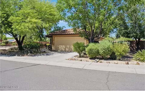 865 E Ashburn Mountain Dr, Sahuarita, AZ 85629