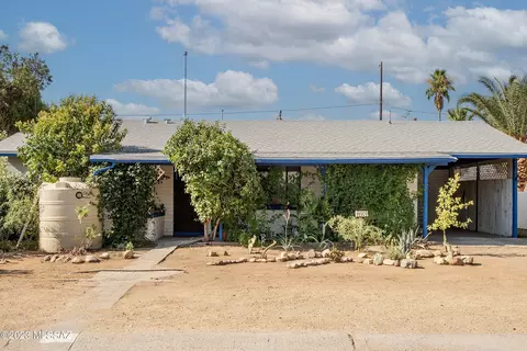 718 E Knox Dr, Tucson, AZ 85719