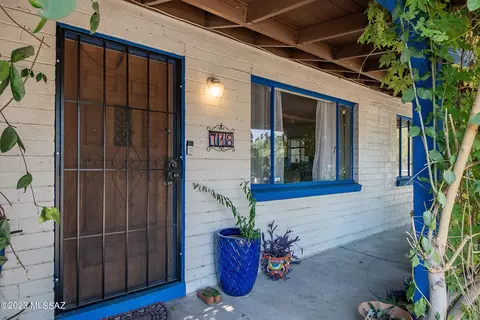 718 E Knox Dr, Tucson, AZ 85719 photo 3