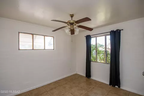 718 E Knox Dr, Tucson, AZ 85719 photo 23