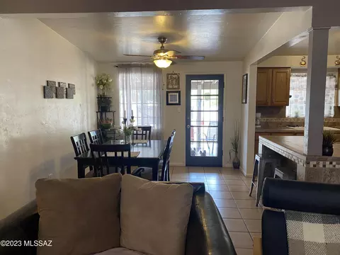 6313 E Baylor Dr, Tucson, AZ 85710 photo 8