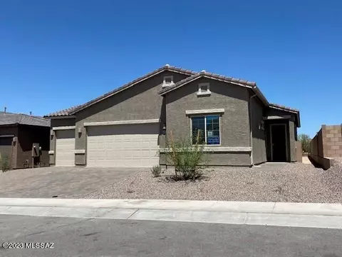 10719 N Cactus Point Dr, Tucson, AZ 85742