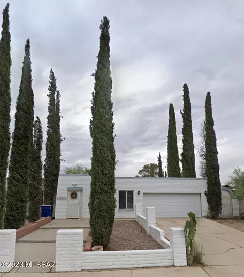 7230 E Desert Palm Dr, Tucson, AZ 85730