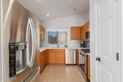 60 W Bryan Scott Pl, Vail, AZ 85641 photo 3