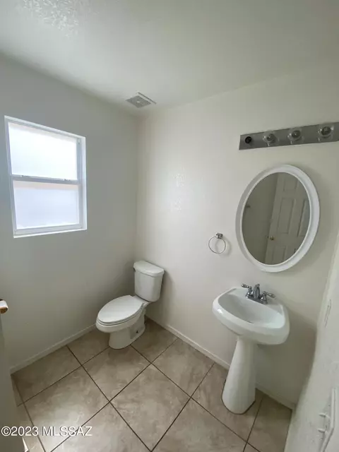3755 W Exton Ln, Tucson, AZ 85746 photo 10