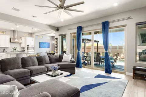 701 W Aviator Crossing Dr, Oro Valley, AZ 85755