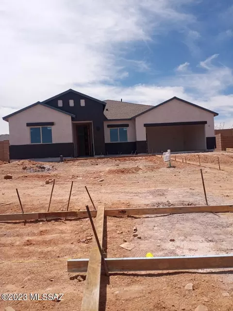 485 W Lexington St E, Vail, AZ 85641