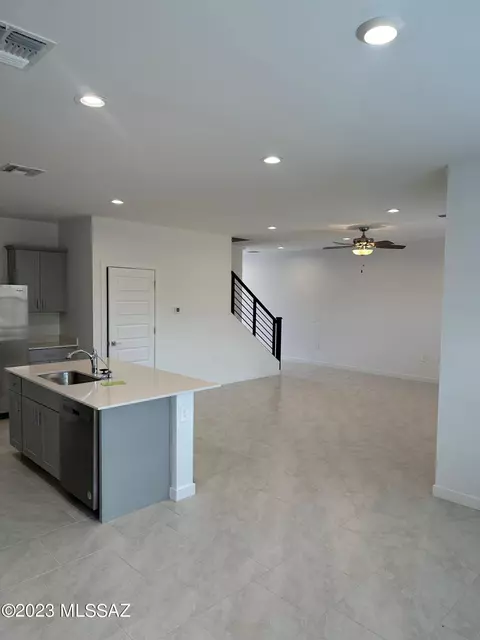 12854 E Joffroy Dr, Vail, AZ 85641 photo 6