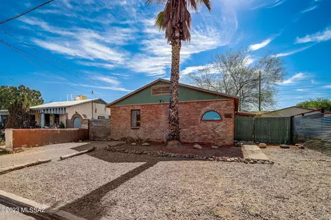 938 N Alder Ave, Tucson, AZ 85705