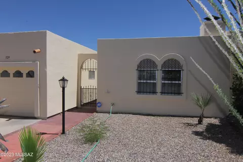 529 W Ocotillo Pl, Green Valley, AZ 85614