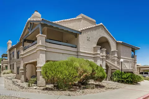 101 S Players Club Dr #10104, Tucson, AZ 85745