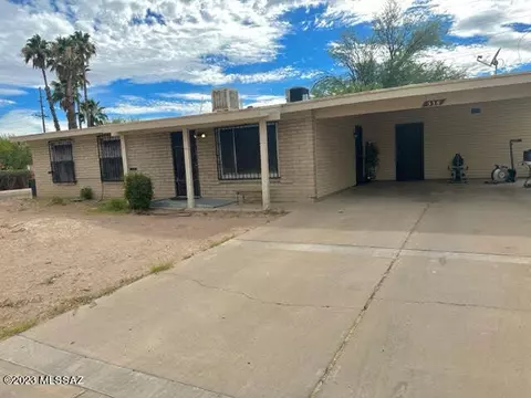 538 W Holladay Dr, Tucson, AZ 85706