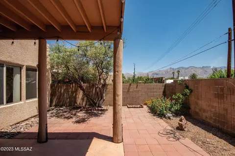 1544 E Painted Colt Loop, Tucson, AZ 85719 photo 22