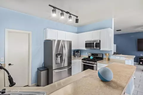 3705 Drexel Manor Sv Stra, Tucson, AZ 85706 photo 11