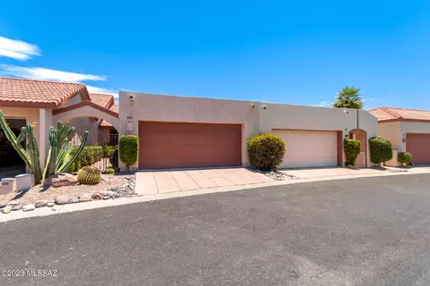 8776 N Arnold Palmer Dr, Tucson, AZ 85742