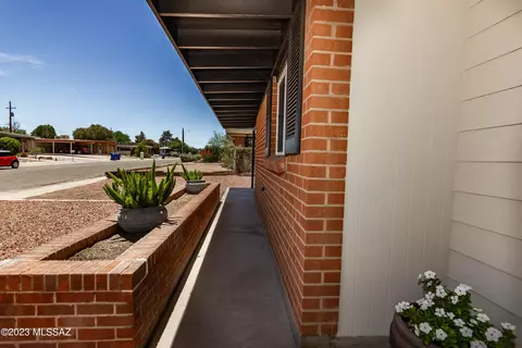 8149 E 3rd St, Tucson, AZ 85710 photo 5