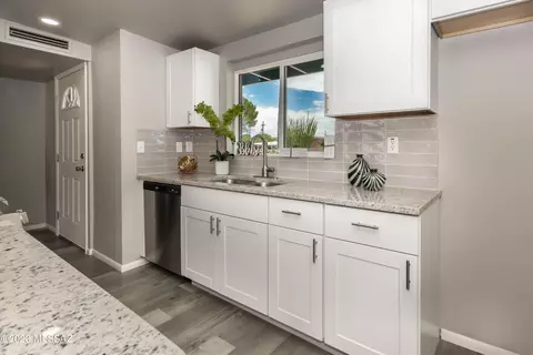 8149 E 3rd St, Tucson, AZ 85710 photo 15