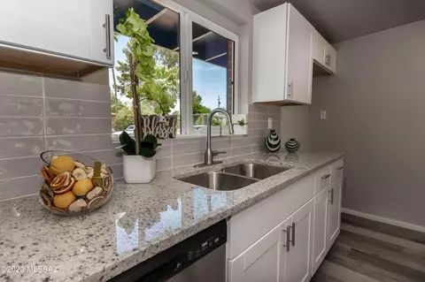 8149 E 3rd St, Tucson, AZ 85710 photo 11