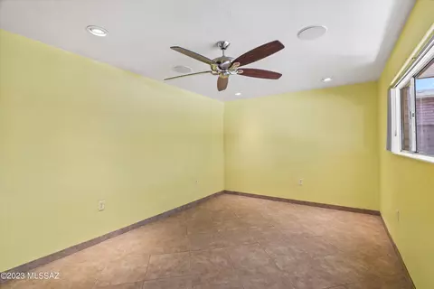 9328 E Deer Trl, Tucson, AZ 85710 photo 19