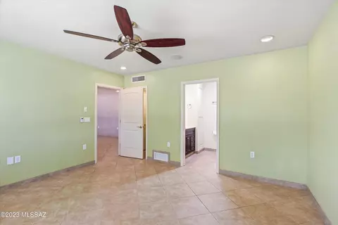 9328 E Deer Trl, Tucson, AZ 85710 photo 14