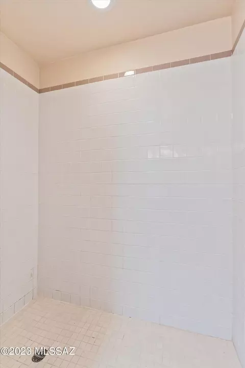 9328 E Deer Trl, Tucson, AZ 85710 photo 16