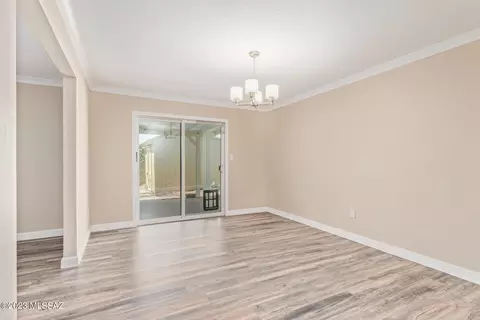 8908 E 35th Cir, Tucson, AZ 85710 photo 6