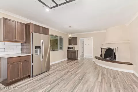 8908 E 35th Cir, Tucson, AZ 85710 photo 12