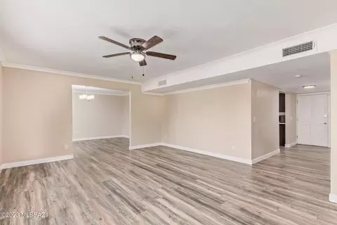 8908 E 35th Cir, Tucson, AZ 85710 photo 5