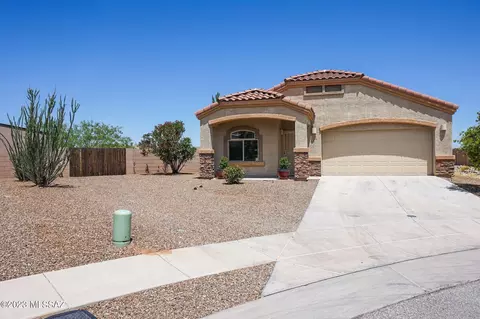 372 W Herschel H Hobbs Pl, Vail, AZ 85641