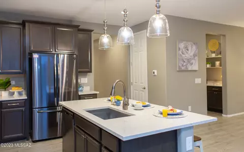 12041 E Ryscott Cir, Vail, AZ 85641 photo 3