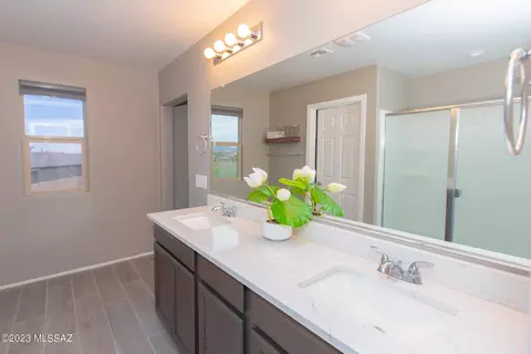 12041 E Ryscott Cir, Vail, AZ 85641 photo 7