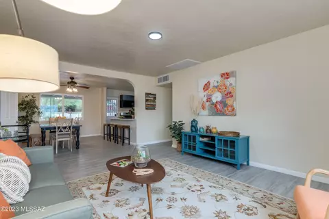 4802 E Scarlett St, Tucson, AZ 85711