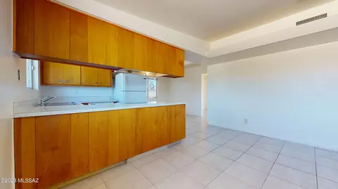 7548 E 33rd St, Tucson, AZ 85710 photo 6