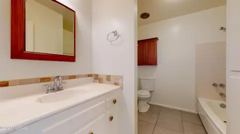 7548 E 33rd St, Tucson, AZ 85710 photo 19
