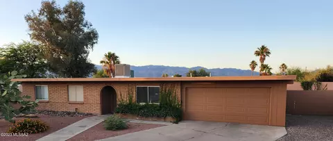 540 N Loquat Ave, Tucson, AZ 85710