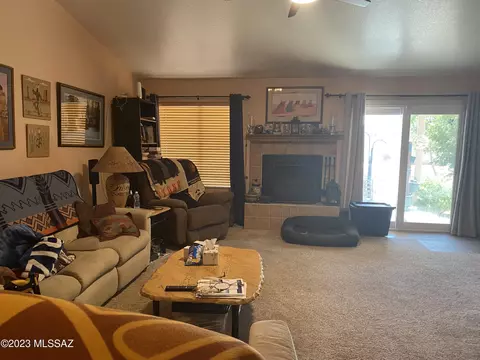 9546 E Dunnigan Dr, Tucson, AZ 85747 photo 3